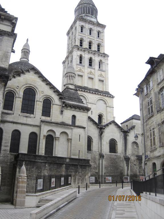 Hotel Le Commerce Neuville  ภายนอก รูปภาพ