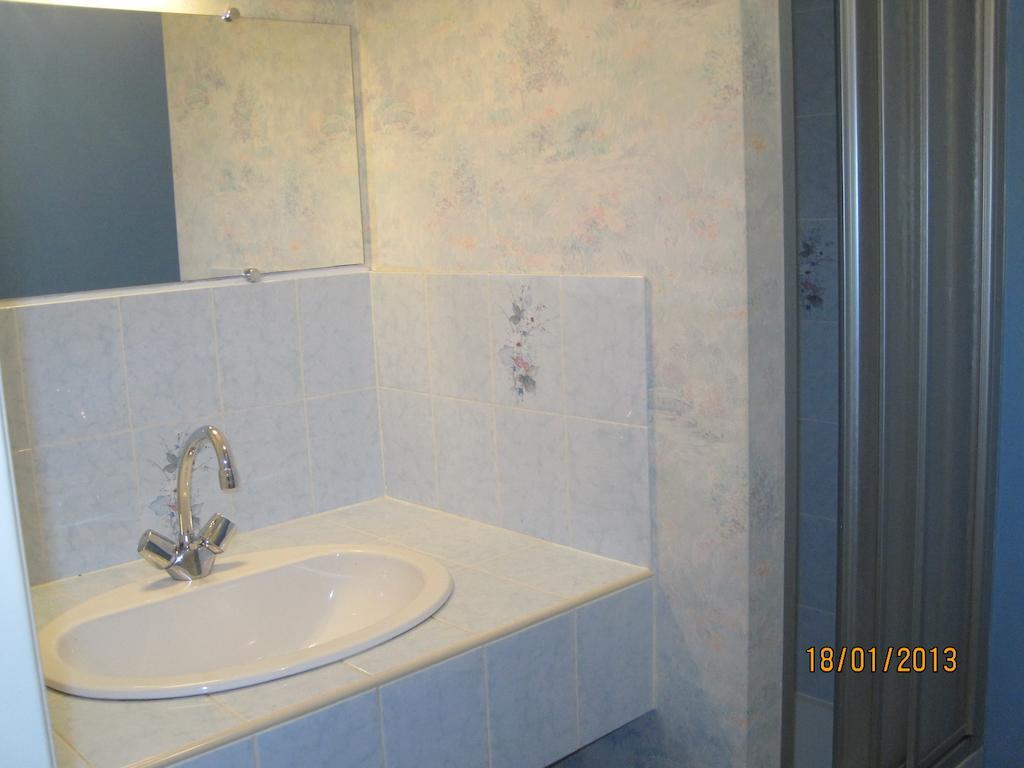 Hotel Le Commerce Neuville  ห้อง รูปภาพ
