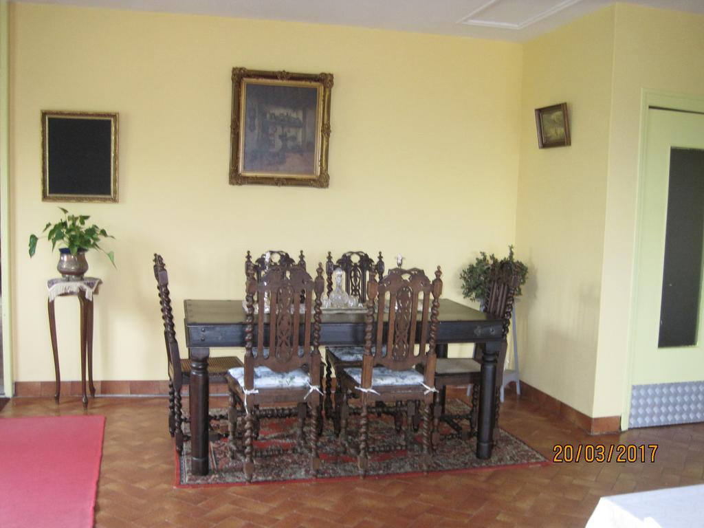 Hotel Le Commerce Neuville  ภายนอก รูปภาพ