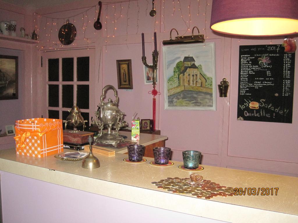 Hotel Le Commerce Neuville  ภายนอก รูปภาพ